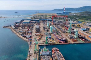 韩国HD现代越南造船厂正推动在云峰地区形成物流及配套服务价值链。图自越通社 