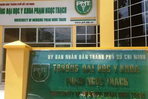 ĐH Y khoa Phạm Ngọc Thạch năm học 2018-2019: 2 mức học phí riêng dựa trên hộ khẩu