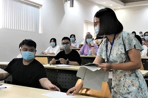 Thí sinh bắt đầu điều chỉnh nguyện vọng xét tuyển đại học đến 17 giờ ngày 5-9