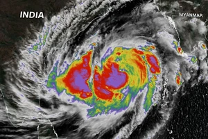 Myanmar và Bangladesh sơ tán hàng triệu dân, sẵn sàng ứng phó bão Mocha