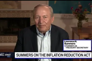 Ông Larry Summers. Ảnh: LARRYSUMMERS.COM