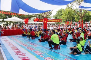 Sôi nổi cuộc thi "Em yêu biển đảo quê hương" với sự tham gia của các em học sinh TP Phan Thiết.