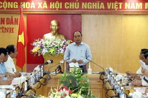 Environmental protection must be considered the decisive factor in future operations of the Hung Nghiep Formosa Ha Tinh Iron and Steel Co (FHS), Prime Minister Nguyen Xuan Phuc said yesterday. (Photo: VNA/VNS)