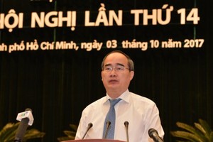 HCMC Party Secretary Nguyen Thien Nhan  delivers a speech to open the conference on October 3 (Photo: SGGP)