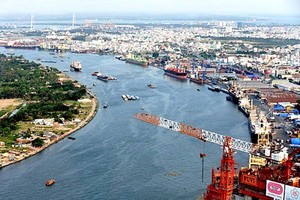 The port system along the Saigon River (Photo: SGGP)
