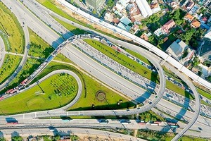 HCMC not to pilot property tax collection