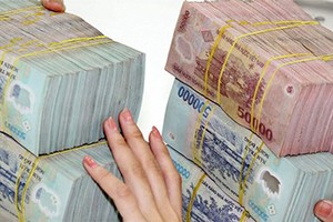 Tax payment from state own enterprises sharply reduces in HCMC