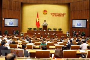 The National Assembly passed a resolution on the socio-economic plan for 2019 with 447 out of 450 votes in the morning of November 8.(Photo: VNA)