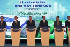 At the inauguration ceremony (Photo: VNA)