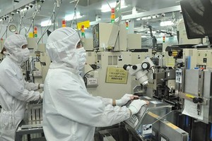 Semiconductor production at MTEX Company. (Photo: SGGP)