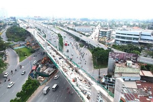 Construction in progress at Ben Thanh-Suoi Tien metro line project in Binh Thanh district, HCMC (Photo: SGGP)