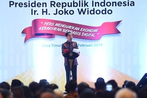President Joko Widodo delivers a speech in the commemoration of the National Press Day (HPN) in Surabaya, East Java, on February 9, 2019. The 2019 HPN is themed The Press Boosts Digital-based People's Economy. (Source: Antara)
