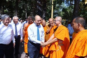 Prime Minister Nguyen Xuan Phuc visits Pali school (Source: VNA)