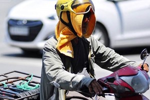 Heat waves just start in Central, Northern Vietnam