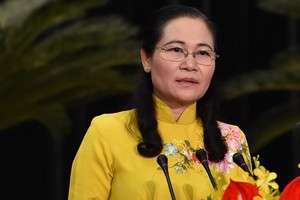 Chairwoman of HCMC People’s Council Nguyen Thi Le delivers a closing statement of the 15th session of the 9th Ho Chi Minh City People’s Council on July 13 (Photo: SGGP)