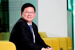 Thai Minister of Higher Education Science Research and Innovation Suvit Maesincee (Source: https://www.startupthailand.org/)