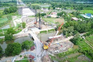 Progress on Trung Luong – My Thuan Expressway being sped up