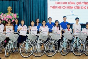 HCMC launches meaningful activities to care for poor laborers
