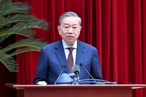 13th Party Central Committee convenes meeting in Hanoi 