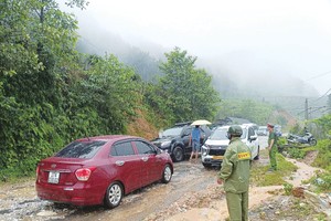 Landslides claim two lives, prompt evacuation of dozens in Lao Cai Province