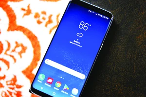 Galaxy S8 vượt Galaxy S7 về doanh số