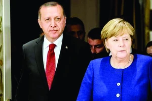 Tổng thống Thổ Nhĩ Kỳ Tayyip Edorgan và Thủ tướng Đức Angela Merkel tại Hội nghị G20 diễn ra vào tháng 7 năm nay