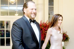 Tỷ phú Marc Benioff cùng vợ 