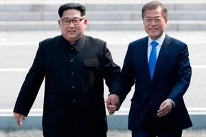 Tổng thống Hàn Quốc Moon Jae-in và lãnh đạo Triều Tiên Kim Jong-un