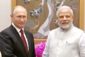 Tổng thống Nga Vladimir Putin và Thủ tướng Ấn Độ Narendra Modi.