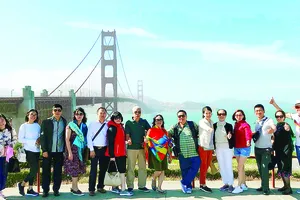 Đoàn khách TST tourist tham quan và mua sắm tại Hoa Kỳ