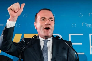 Ông Manfred Weber