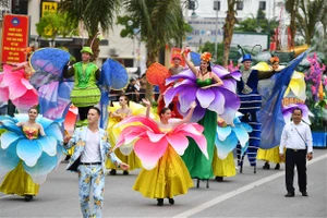 Lễ hội Du lịch Biển Sầm Sơn 2020 mở màn sôi động với Carnival đường phố rực rỡ