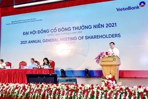 Ông Lê Đức Thọ, Chủ tịch HĐQT Vietinbank phát biểu tại Đại hội đồng cổ đông thường niên năm 2021