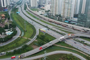 Giao thông liên hoàn tại phường An Phú, TP Thủ Đức. Ảnh: CAO THĂNG