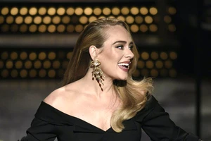 Adele tái xuất với album mới