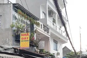 Nhà trong khu dân cư vẫn giao dịch tốt