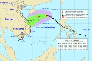 Vị trí và đường đi của bão số 13 tính tới 16 giờ chiều 11-11. Ảnh: TTDBKTTVTƯ