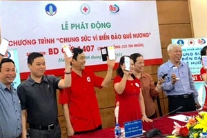 Hãy nhắn tin để ủng hộ ngư dân và biển đảo quê hương