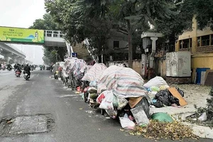 Hà Nội “ngộp thở” vì rác!