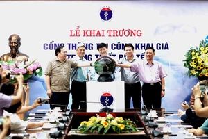 Công khai minh bạch giá thiết bị y tế làm lành mạnh thị trường