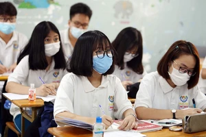 Thứ 2 tuần tới (6-12), học sinh THPT Hà Nội trở lại trường học