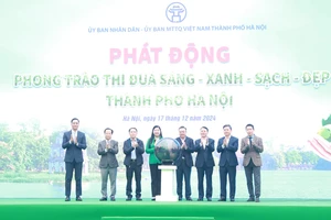 Hà Nội phát động phong trào thi đua để thành phố phải "sang và sạch"