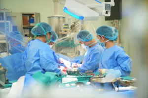 Thực hiện thành công ca vợ hiến gan cho chồng