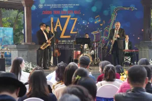 Dự án "Âm nhạc cuối tuần": Điểm hẹn văn hóa mới bên Hồ Gươm