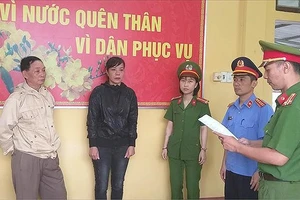 Thiếu tiền tiêu xài, nữ thạc sĩ dạy trường cao đẳng đi lừa đảo