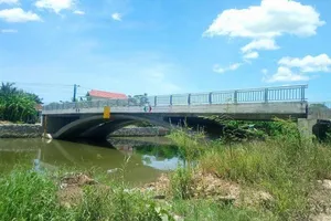 Cầu bê tông 32 tỷ tại Huế xây xong nhưng lại chưa có đường dẫn nối
