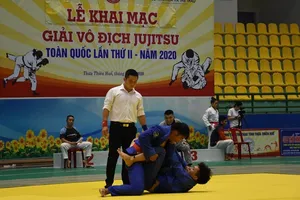 Các VĐV tranh tài sau lễ khai mạc Giải Vô địch Jujitsu toàn quốc lần thứ II năm 2020
