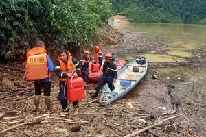 Nỗ lực tìm kiếm các nạn nhân mất tích còn lại tại khu vực thủy điện Rào Trăng 3 ​