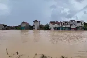 Phía trước là nhân dân