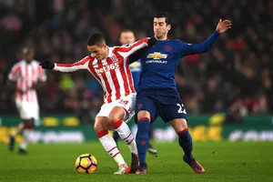 Man.United (phải) tự tin thay đổi kết quả buồn tại Stoke City.